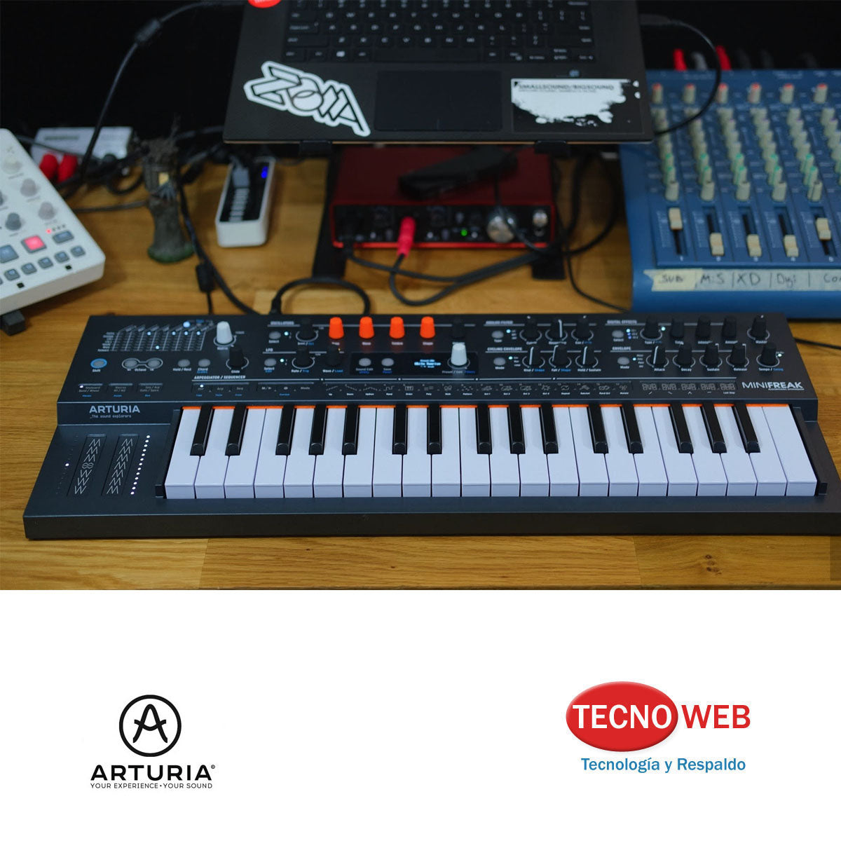 Arturia MiniFreak - Sintetizador Híbrido Experimental